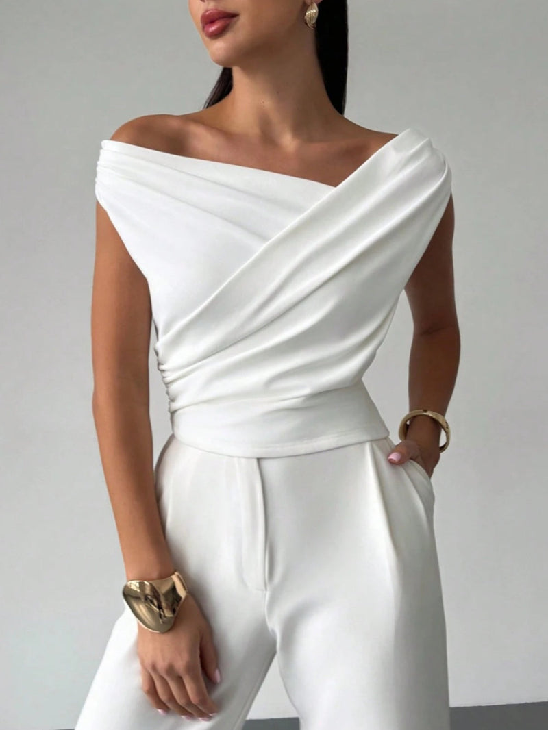 Off-shoulder fitted sleeveless crop top