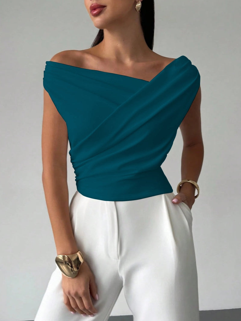 Off-shoulder fitted sleeveless crop top