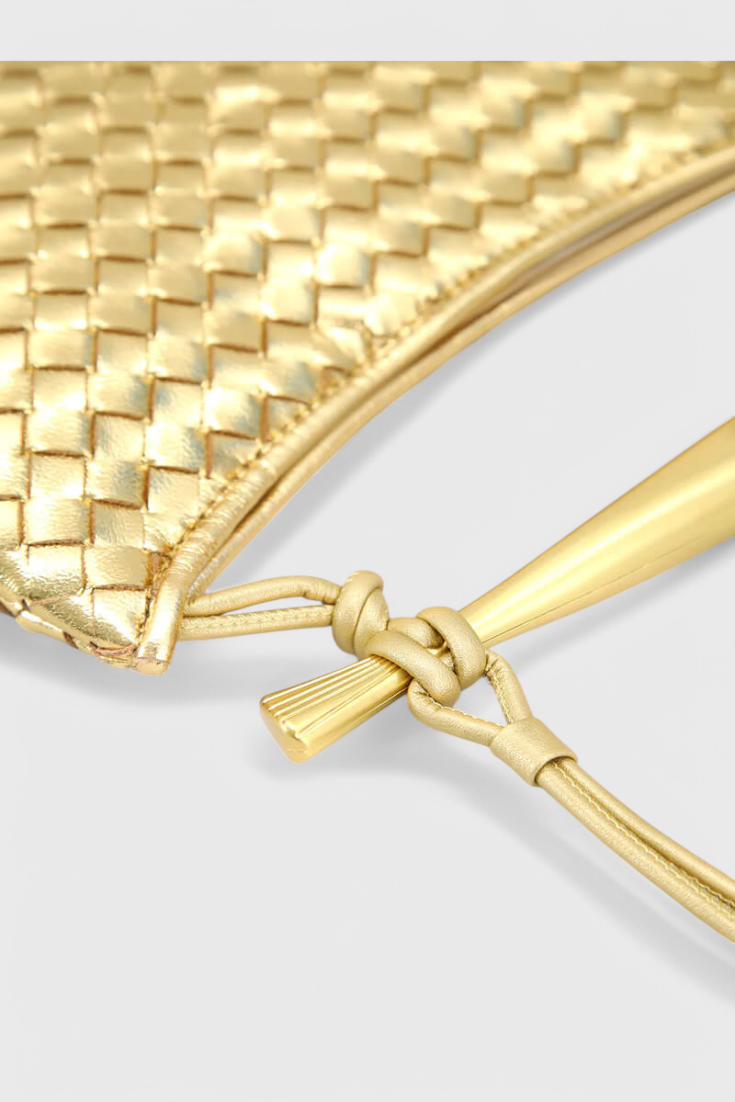 Elegante Bolso Gerda de Tejido con Asa Dorada para un Look Sofisticado