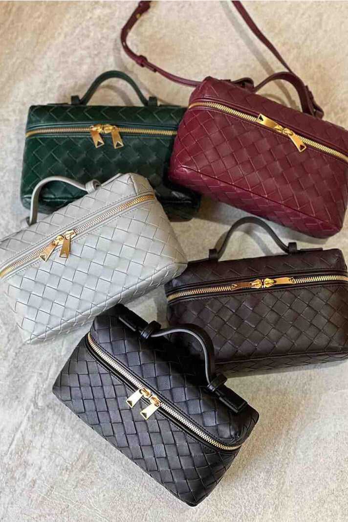 Bolso Milla Mini de Tejido con Elegantes Detalles Dorados