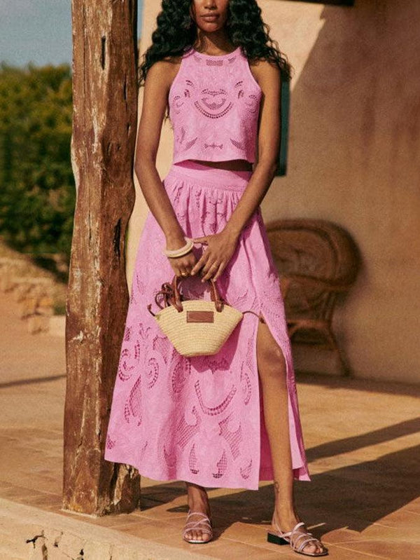 Unique sleeveless hollow lace short suit